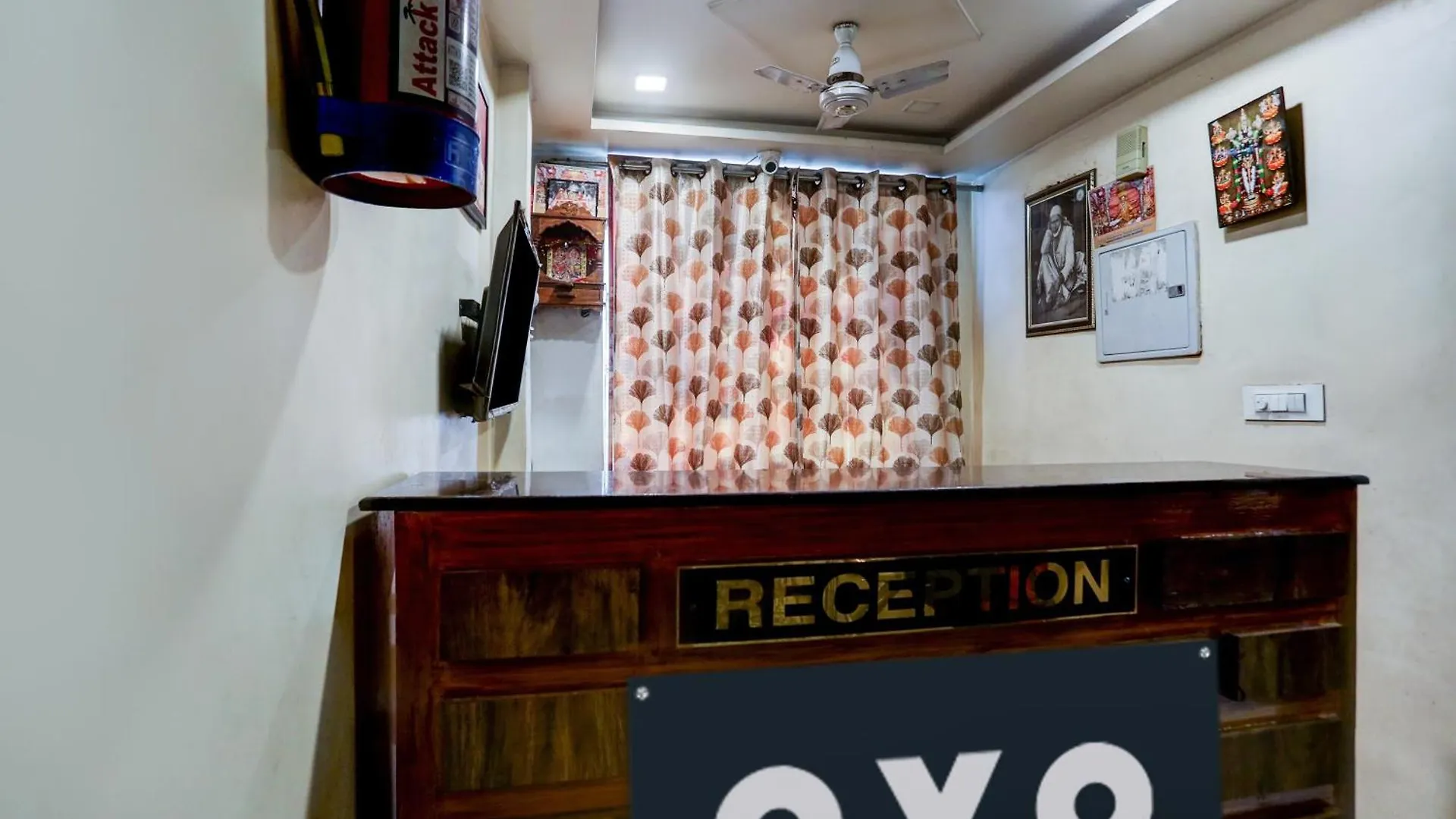 Spot On Sai P Guest House Varanasi India